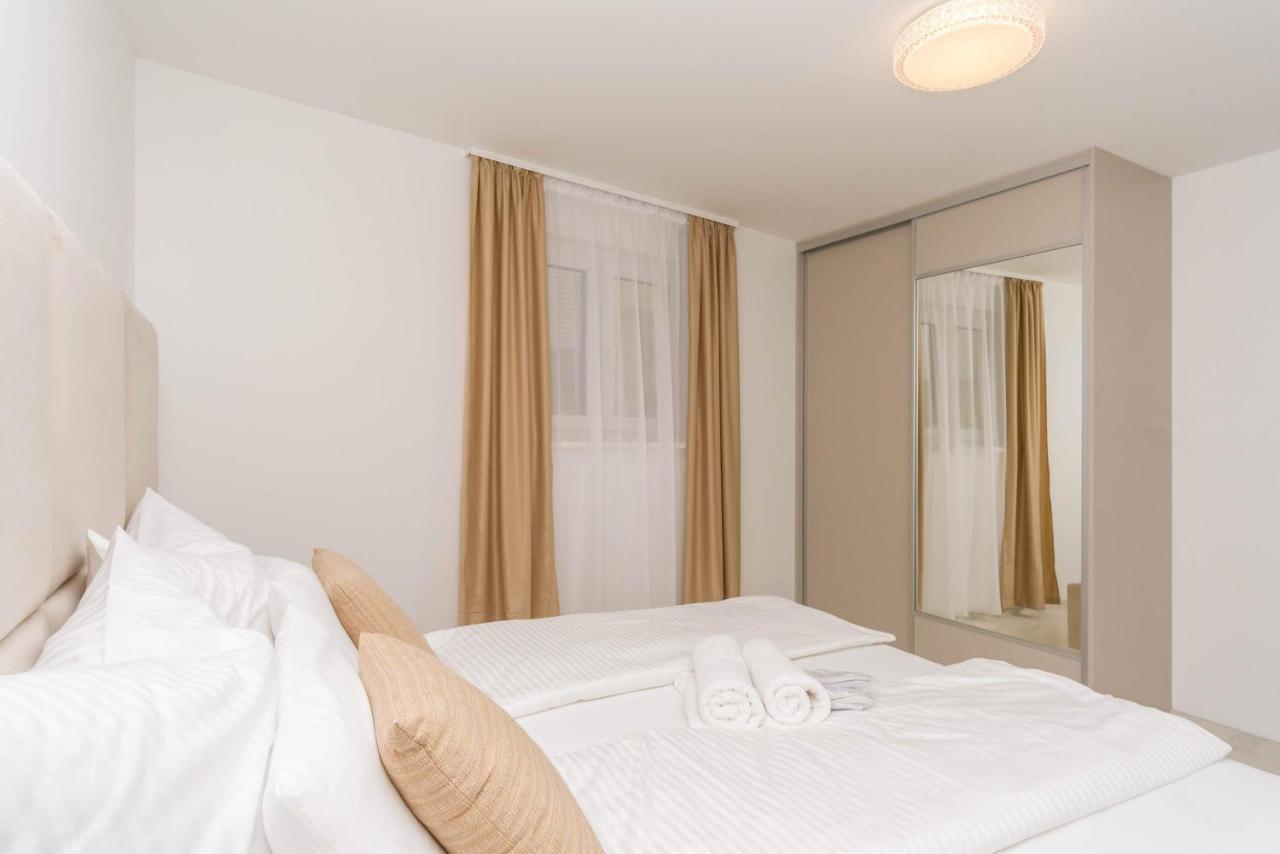 Apartmani Simi - The Sun Crikvenica Esterno foto