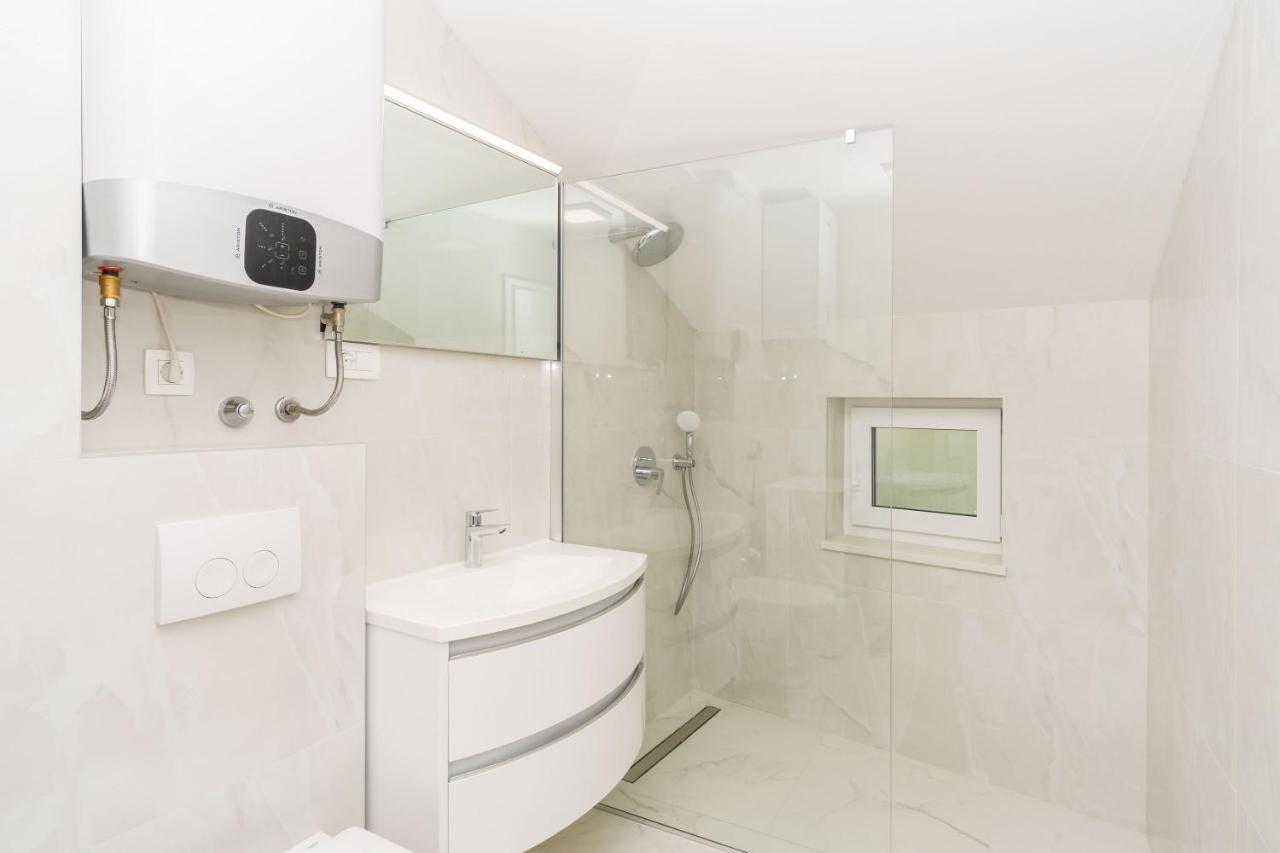 Apartmani Simi - The Sun Crikvenica Esterno foto