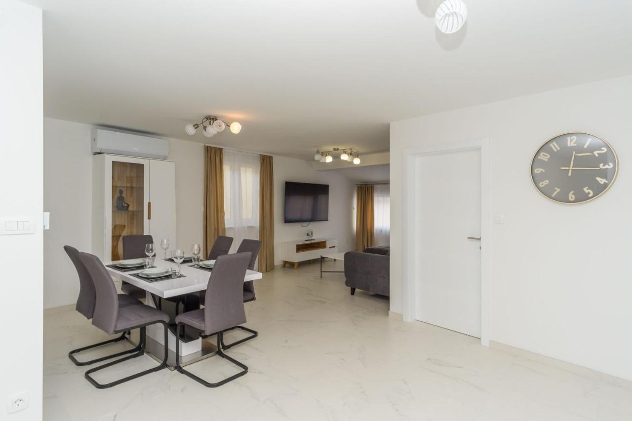 Apartmani Simi - The Sun Crikvenica Esterno foto